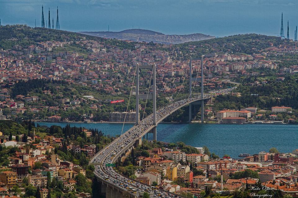 Historia de los puentes de Estambul | Turquistán